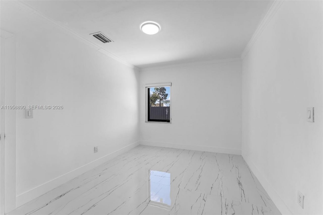 20000 Eagle Nest Rd, Unit 1, Cutler Bay, FL 33189 Photo