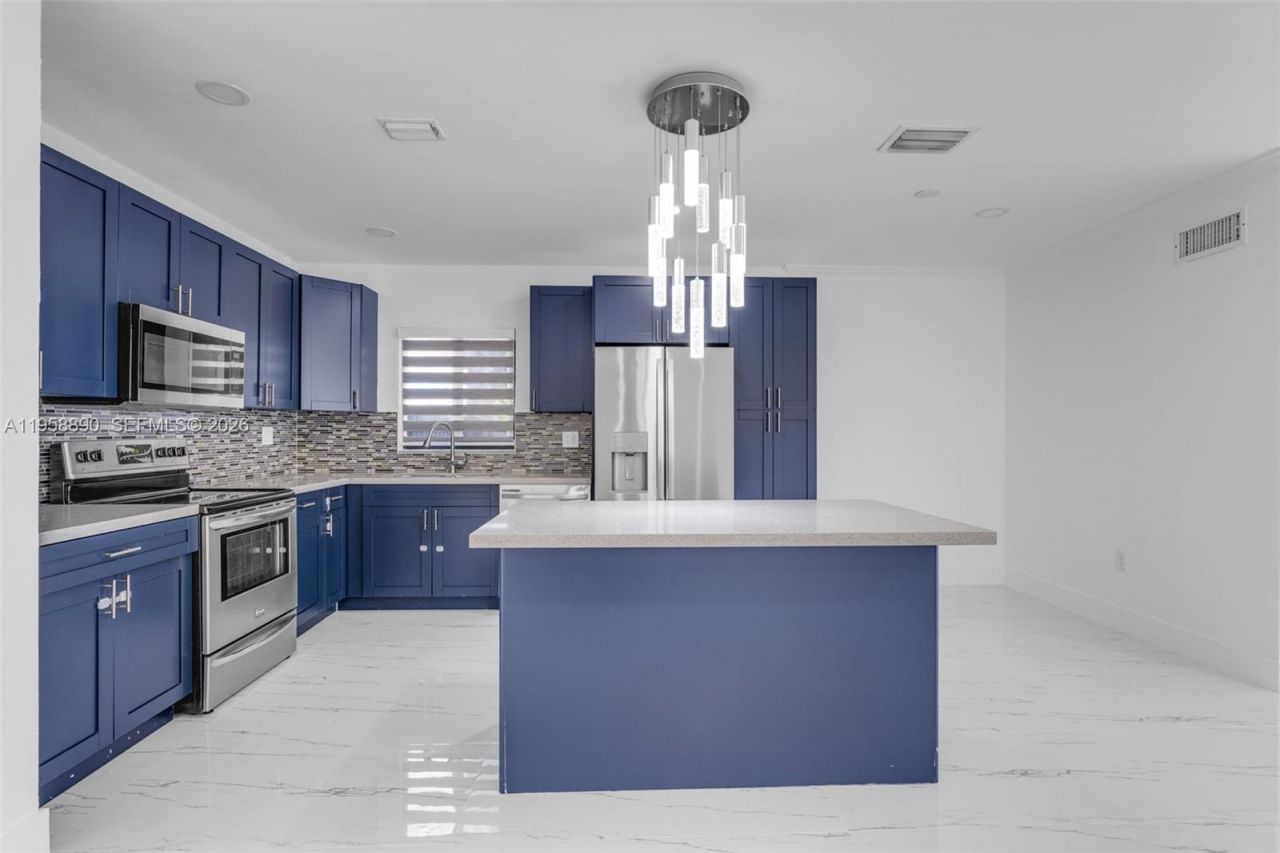 20000 Eagle Nest Rd, Unit 1, Cutler Bay, FL 33189 Photo