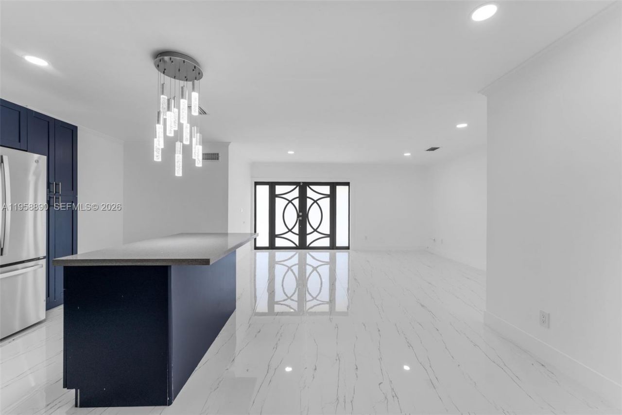 20000 Eagle Nest Rd, Unit 1, Cutler Bay, FL 33189 Photo