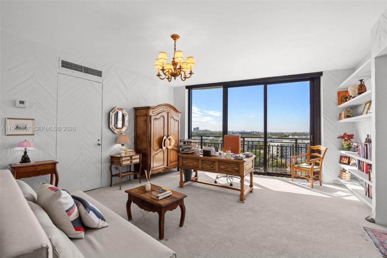 720 NE 69th St, Unit 11S, Miami, FL 33138 Photo