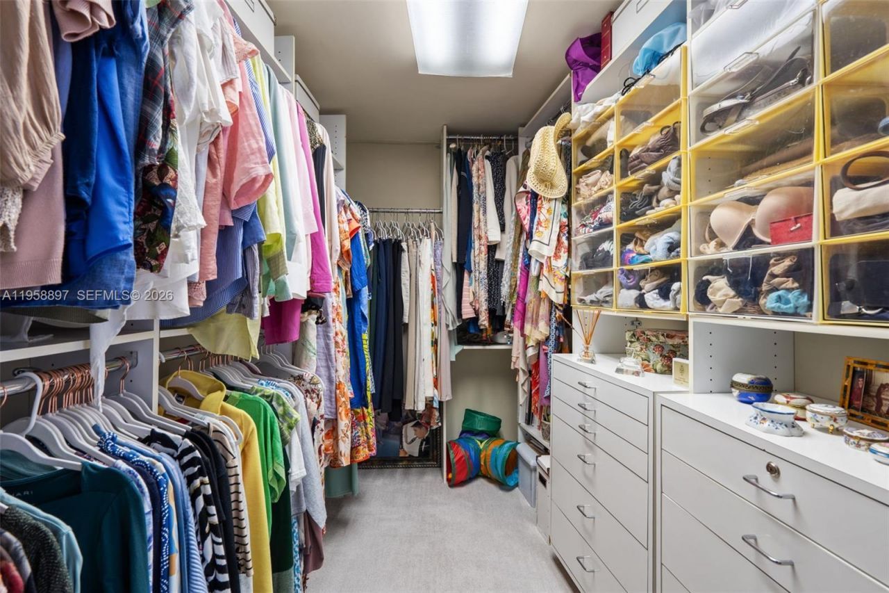 720 NE 69th St, Unit 11S, Miami, FL 33138 Photo