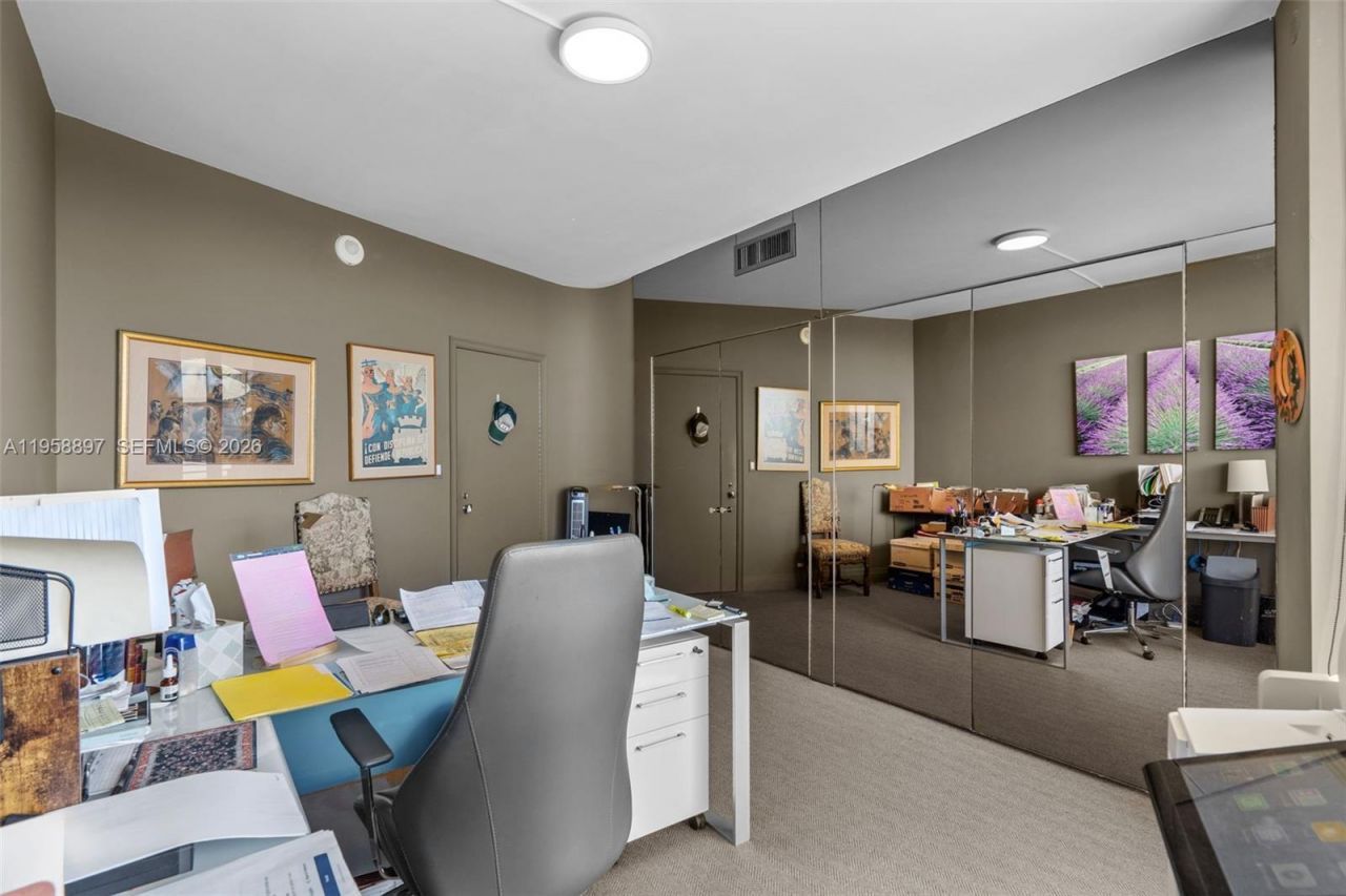 720 NE 69th St, Unit 11S, Miami, FL 33138 Photo