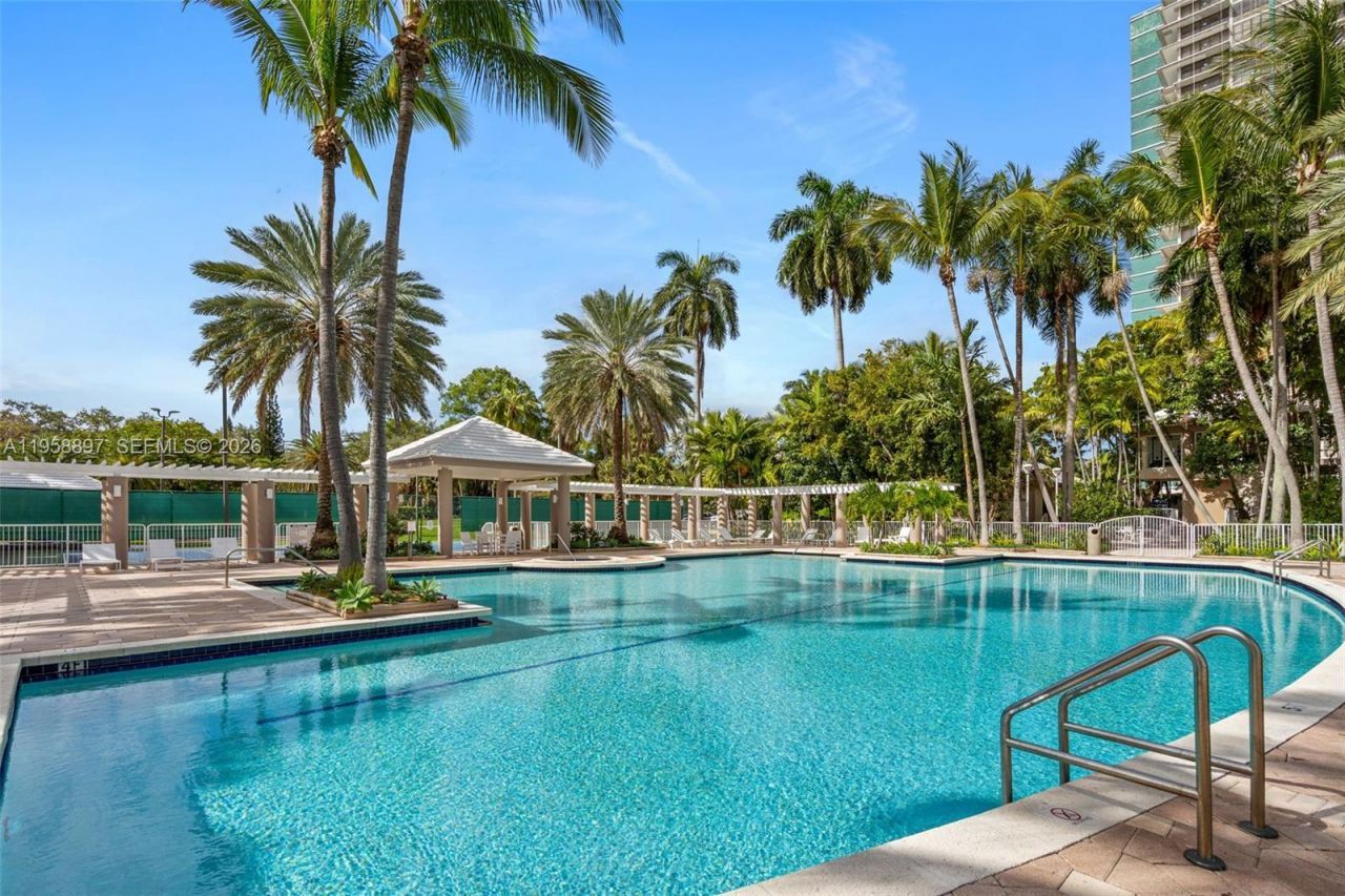 720 NE 69th St, Unit 11S, Miami, FL 33138 Photo
