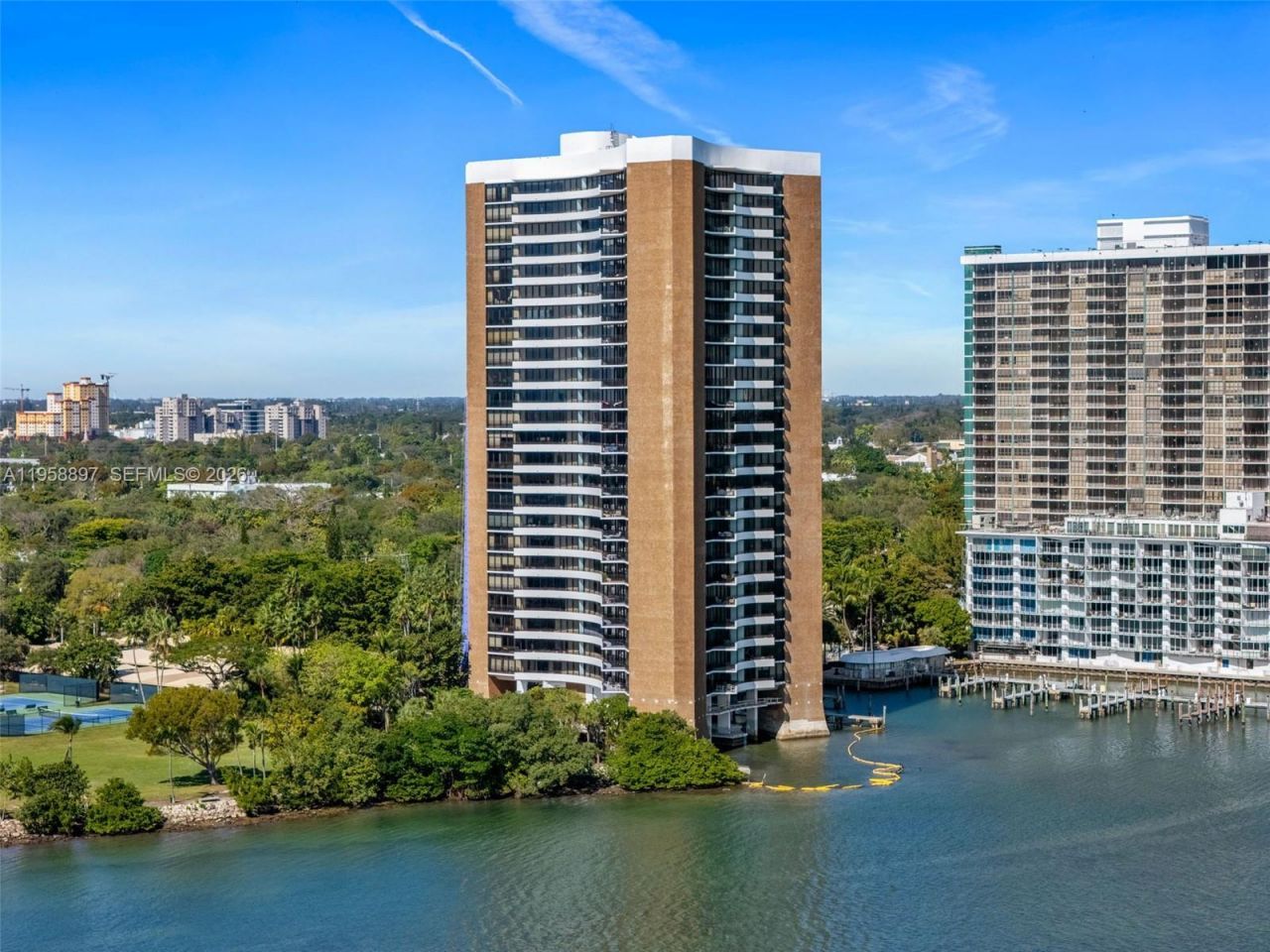 720 NE 69th St, Unit 11S, Miami, FL 33138 Photo