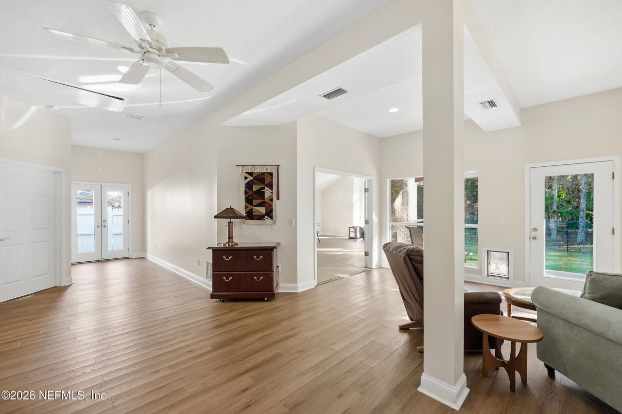 8619 Pebble Creek Lane, Jacksonville, FL 32256 Photo