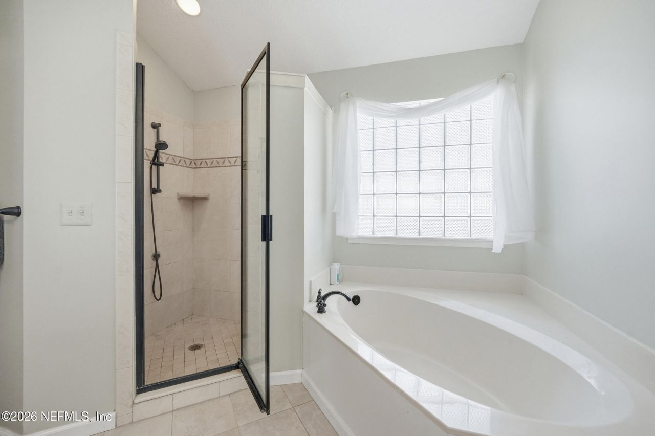 8619 Pebble Creek Lane, Jacksonville, FL 32256 Photo