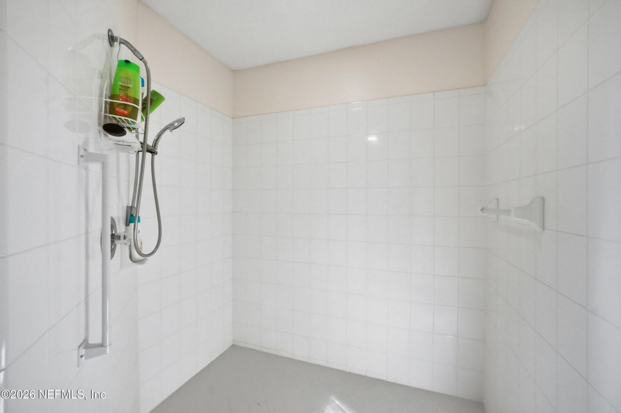 8619 Pebble Creek Lane, Jacksonville, FL 32256 Photo