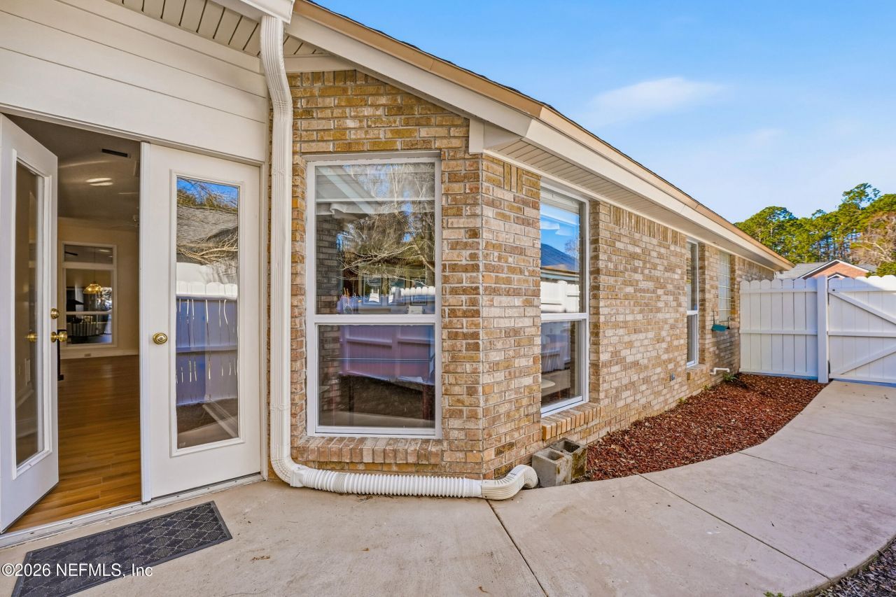 8619 Pebble Creek Lane, Jacksonville, FL 32256 Photo