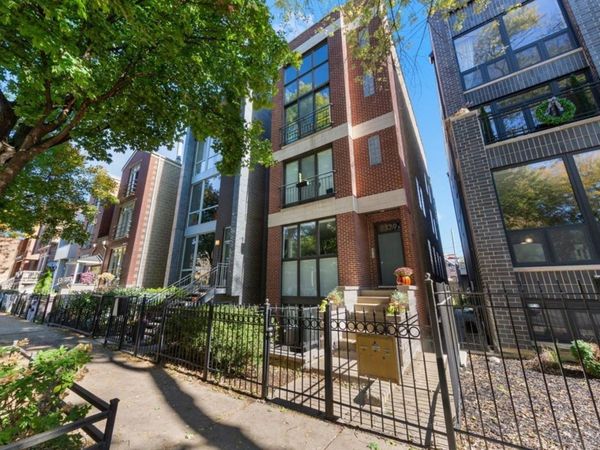 2329 N LEAVITT Street, Unit 3, Chicago, IL 60647