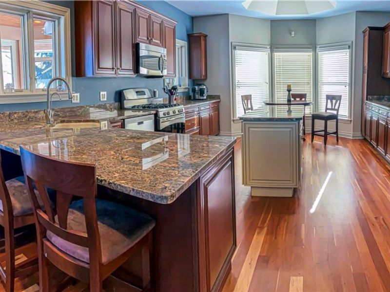 2415 Michelle Court, Willoughby Hills, OH 44094 Photo 4