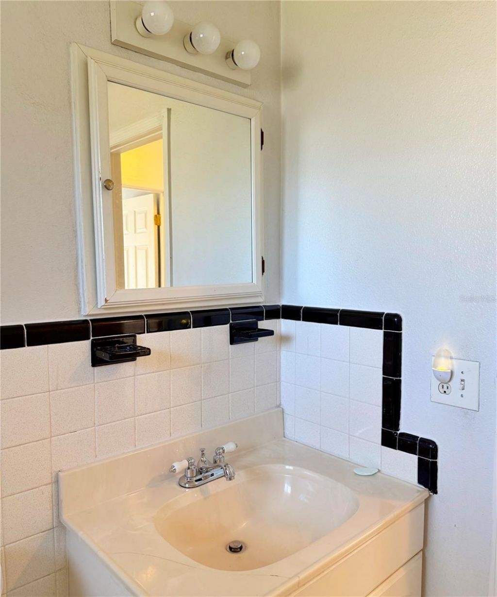 5520 Hobson Street Ne, Saint Petersburg, FL 33704 Photo