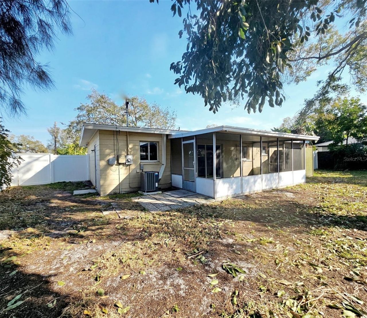 5520 Hobson Street Ne, Saint Petersburg, FL 33704 Photo