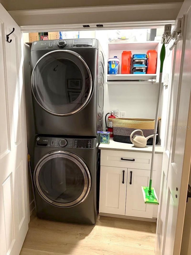 2500 Burlington Avenue N, Saint Petersburg, FL 33713 Photo