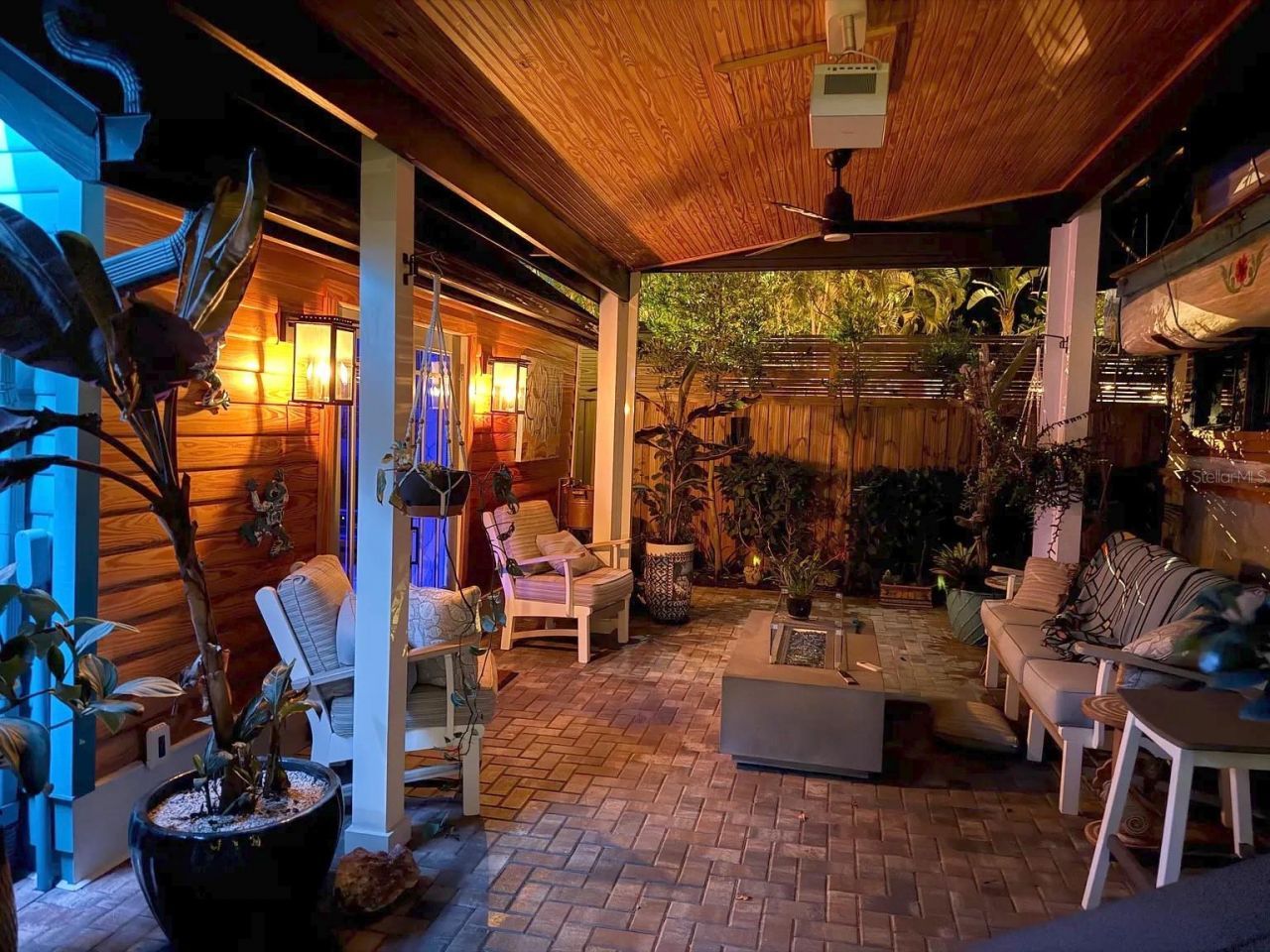 2500 Burlington Avenue N, Saint Petersburg, FL 33713 Photo