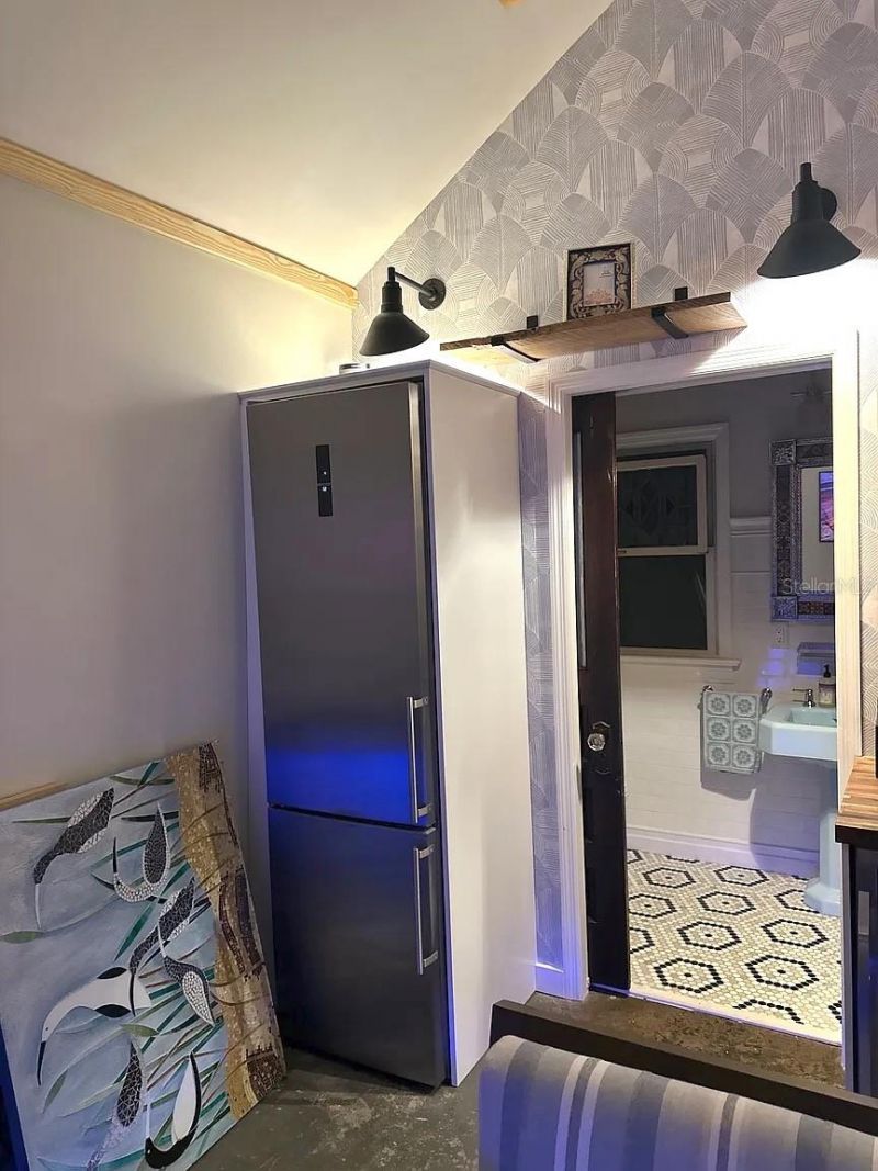 2500 Burlington Avenue N, Saint Petersburg, FL 33713 Photo