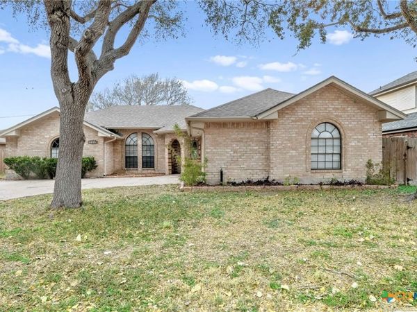 2319 Willow Drive, Portland, TX 78374
