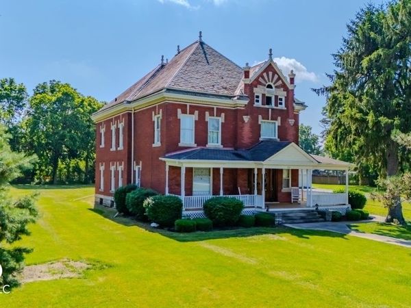 932 N Washington Street, Marion, IN 46952