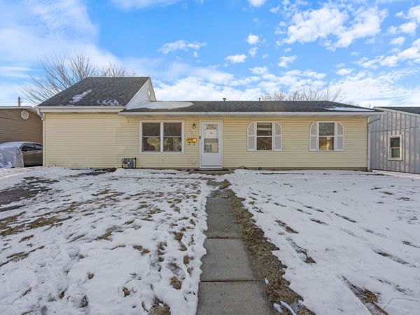 424 Kenyon Avenue, Romeoville, IL 60446