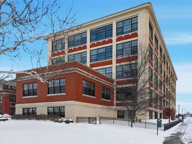 2917 Main Street, Unit 105, Buffalo, NY 14214
