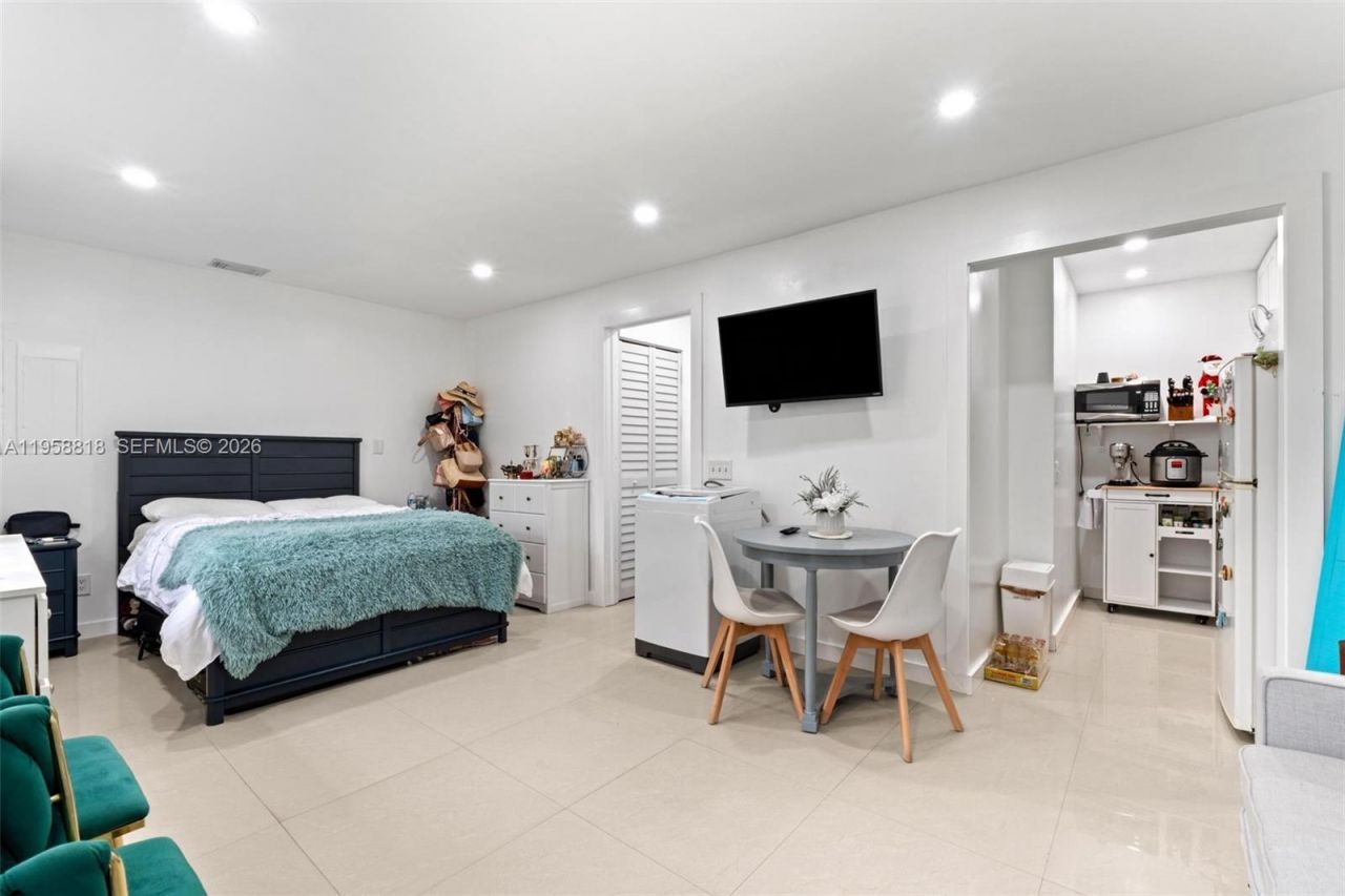 5018 SW 148th Pl, Miami, FL 33185 Photo