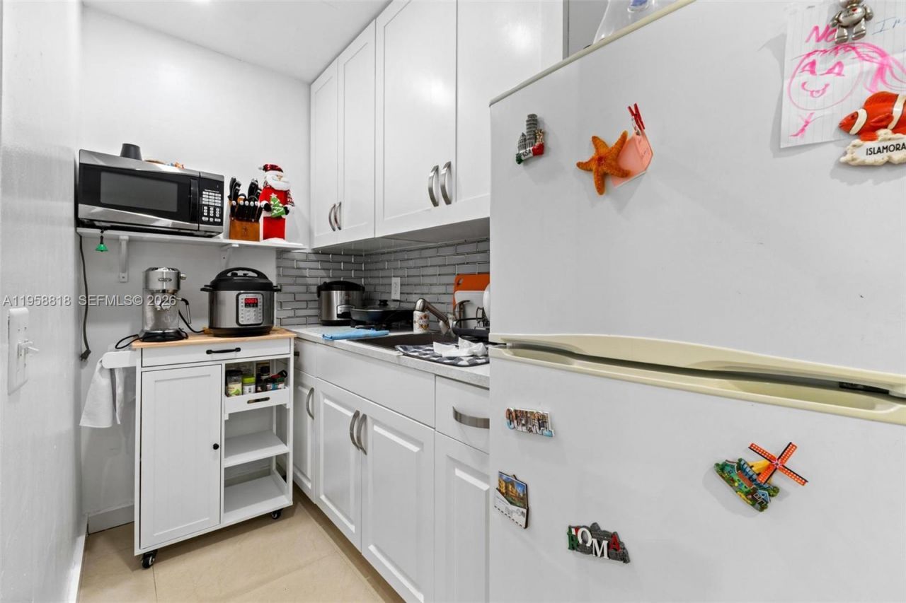 5018 SW 148th Pl, Miami, FL 33185 Photo