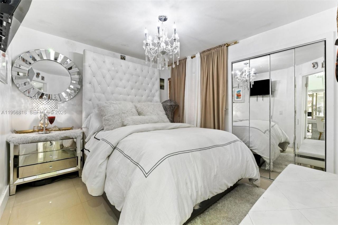 5018 SW 148th Pl, Miami, FL 33185 Photo