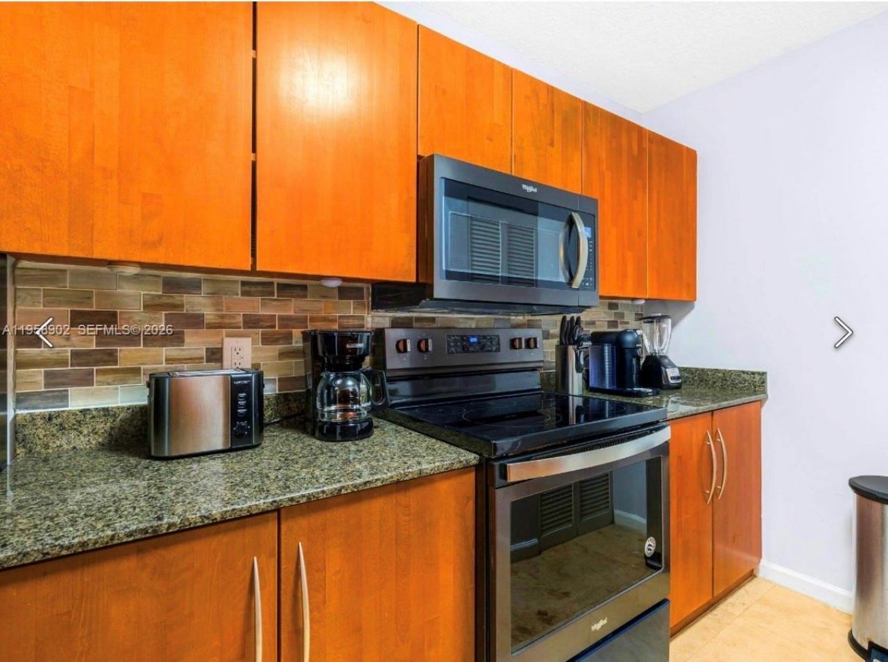 1200 Brickell Bay Dr, Unit 1509, Miami, FL 33131 Photo