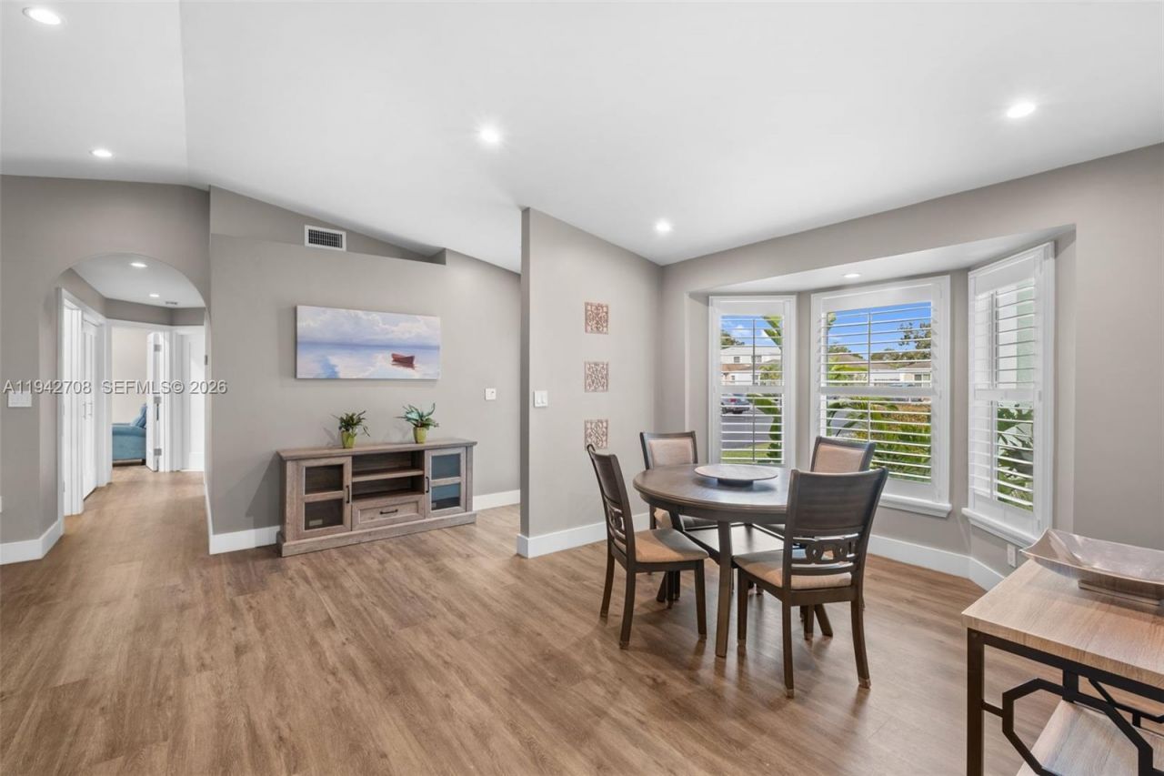 22239 SW 98th Pl, Cutler Bay, FL 33190 Photo