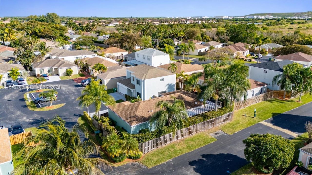 22239 SW 98th Pl, Cutler Bay, FL 33190 Photo