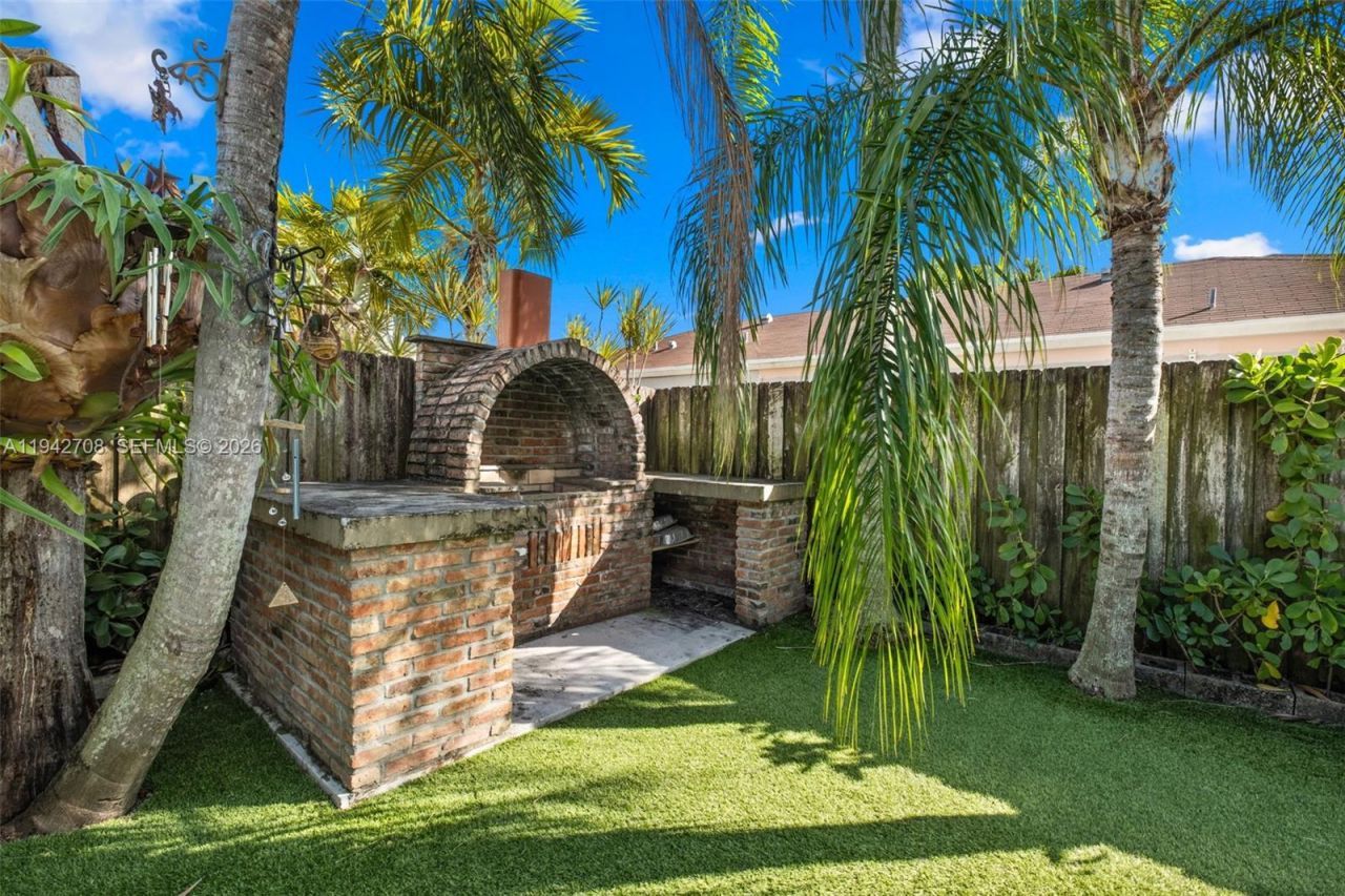 22239 SW 98th Pl, Cutler Bay, FL 33190 Photo