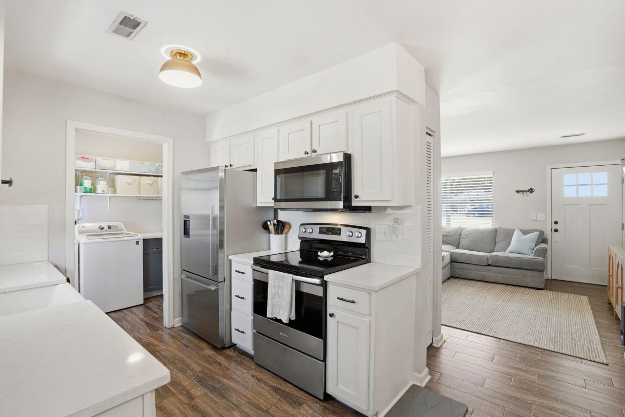 1533 Langston Drive Photo 8