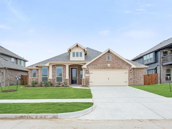 152 Rosewood Drive, Glenn Heights, TX 75154