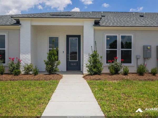 5641 Emmie Dr, Zachary, LA 70791