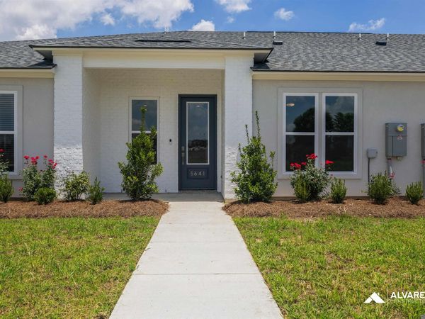 5641 Emmie Dr, Zachary, LA 70791