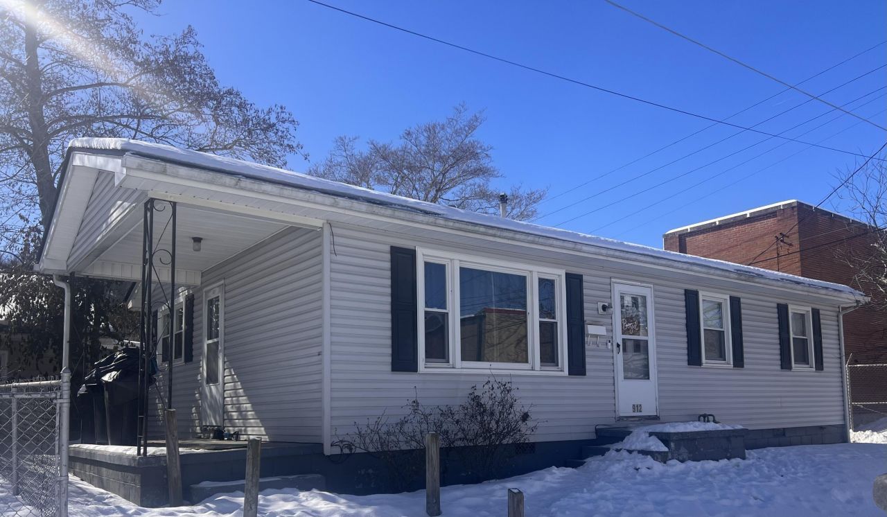 912 E Fifth Street, Maysville, KY 41056 Main Photo