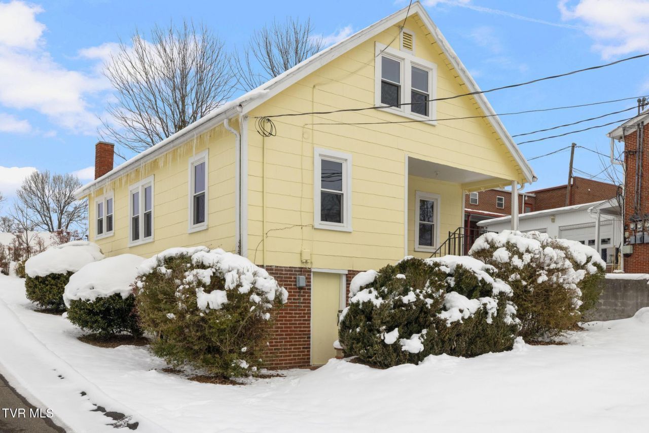 457 East Bernard Avenue, Greeneville, TN 37745 Main Photo