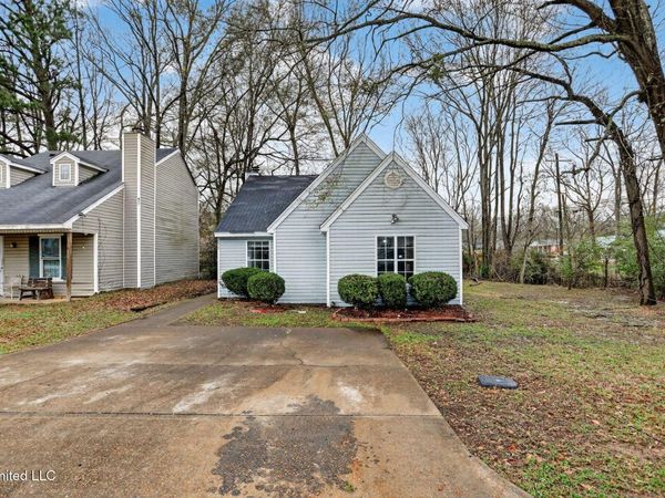 5571 Tiki Lane, Jackson, MS 39212