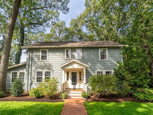 31 Wilde Rd, Newton, MA 02468