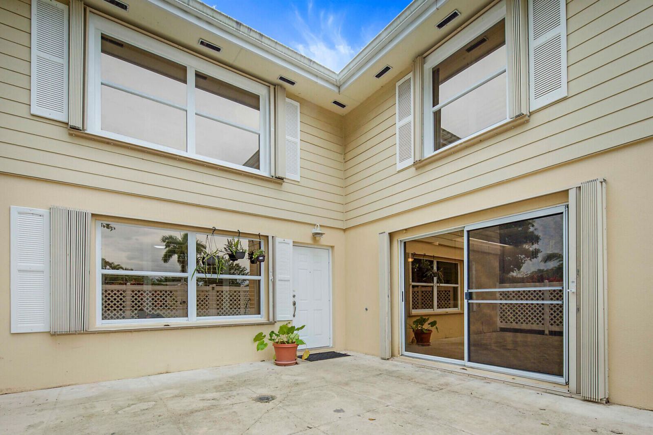 5002 Wheatley Court, Boynton Beach, FL 33436 Photo