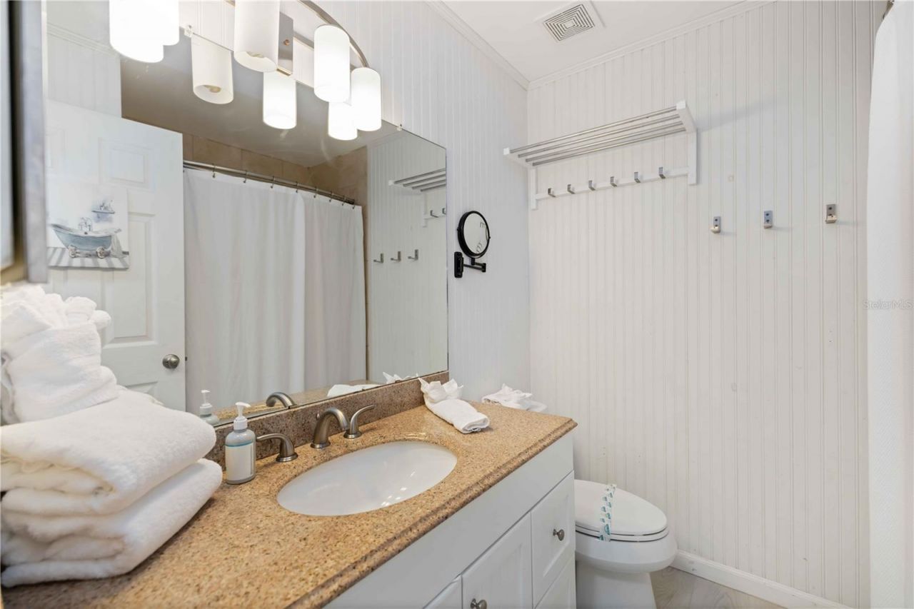 8004 22nd Avenue W, Bradenton, FL 34209 Photo