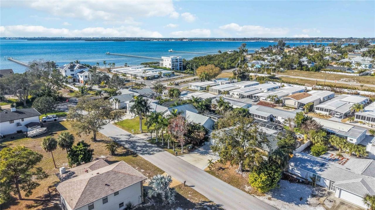 8004 22nd Avenue W, Bradenton, FL 34209 Photo