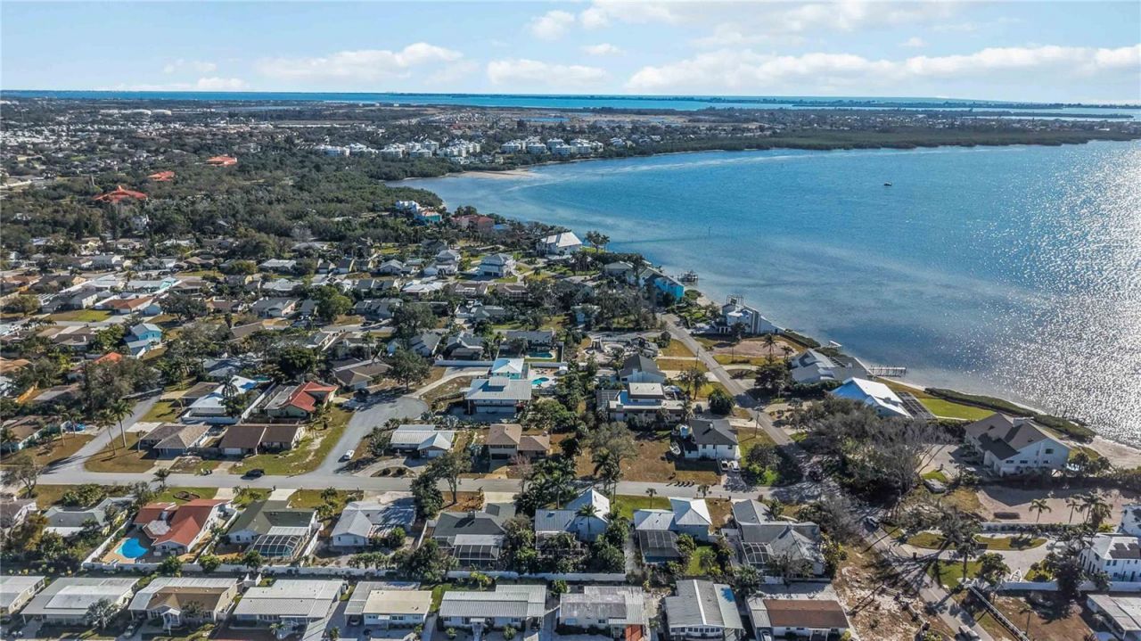 8004 22nd Avenue W, Bradenton, FL 34209 Photo