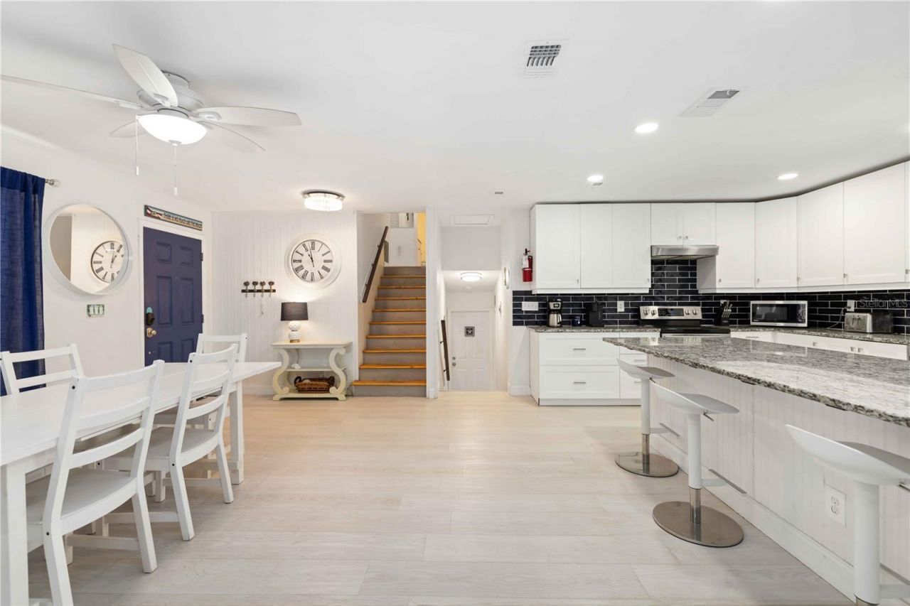 8004 22nd Avenue W, Bradenton, FL 34209 Photo