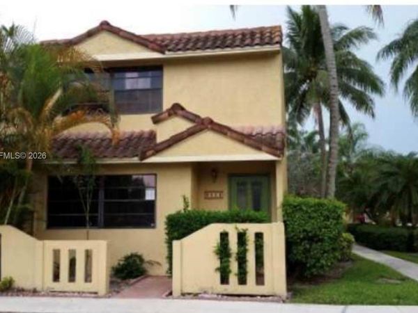 9412 NW 39th St, Sunrise, FL 33351