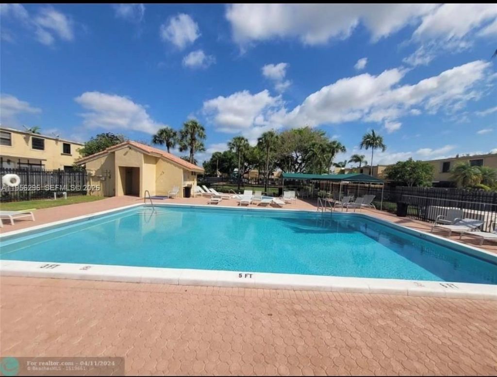 9412 NW 39th St, Sunrise, FL 33351 Photo