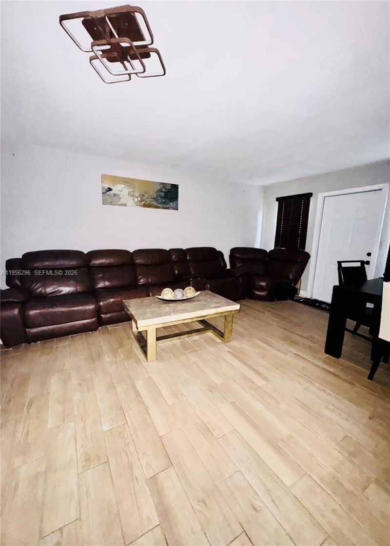 9412 NW 39th St, Sunrise, FL 33351 Photo