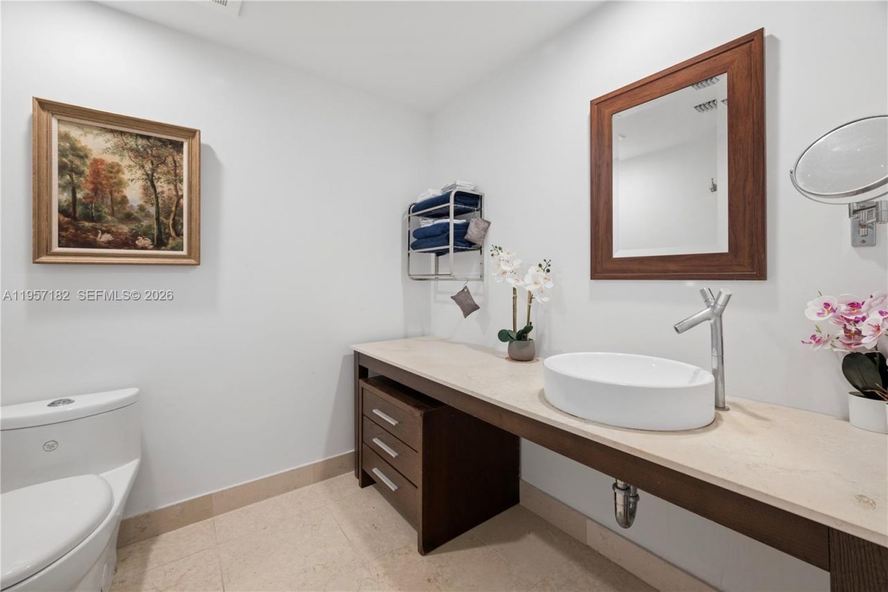 465 Brickell Ave , Unit 3804, Miami, FL 33131 Photo