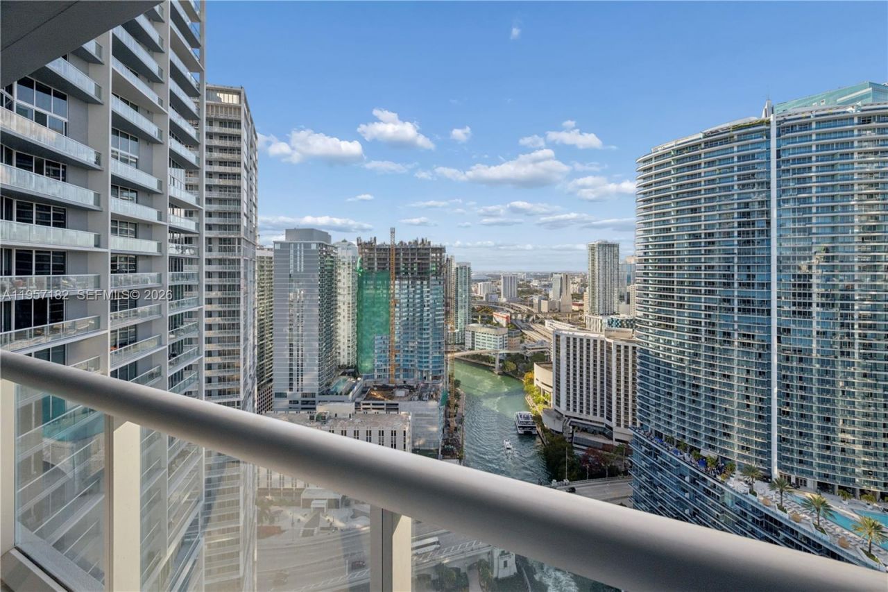465 Brickell Ave , Unit 3804, Miami, FL 33131 Photo