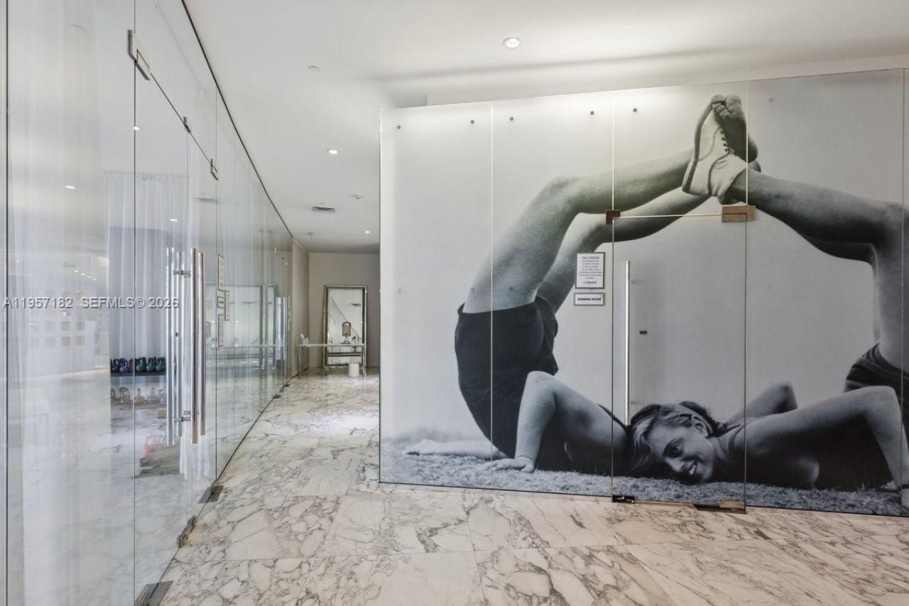 465 Brickell Ave , Unit 3804, Miami, FL 33131 Photo