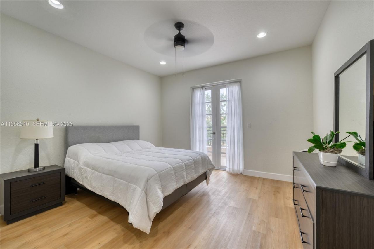 430 SW 147th Ave, Unit 430, Pembroke Pines, FL 33027 Photo